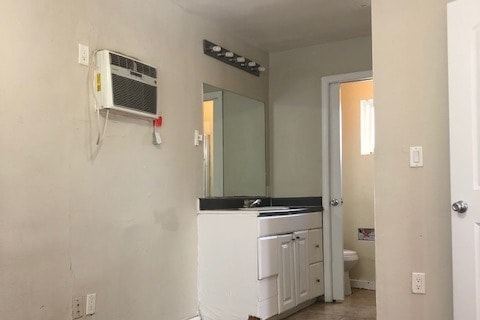 Foto del edificio - 520 Woodrow Ave