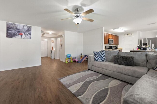 Foto del edificio - 57 Whisperwood Ln