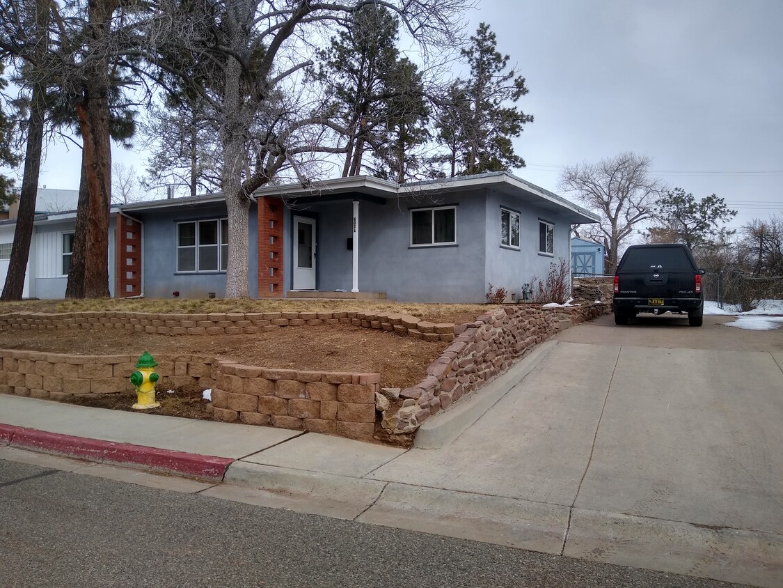Foto principal - 602 47th St