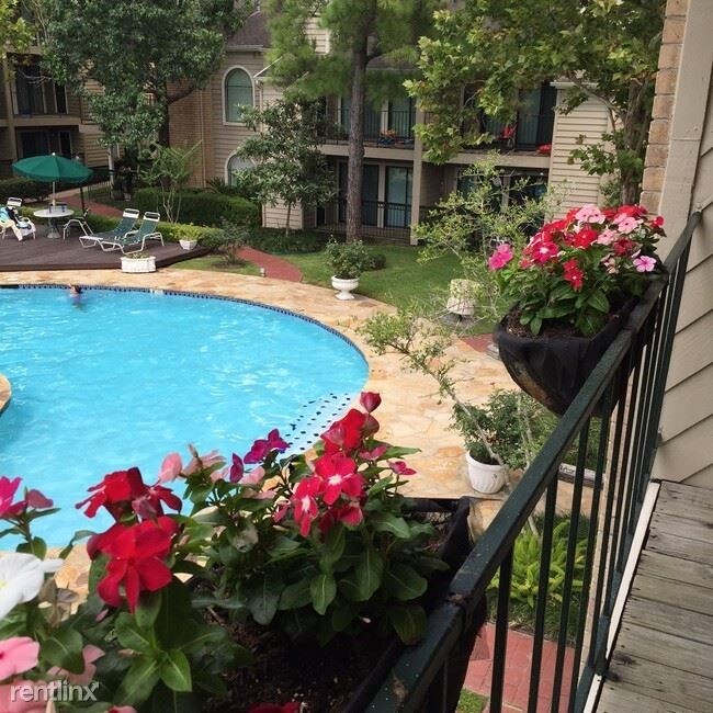 Foto del edificio - 11900 Wickchester Ln