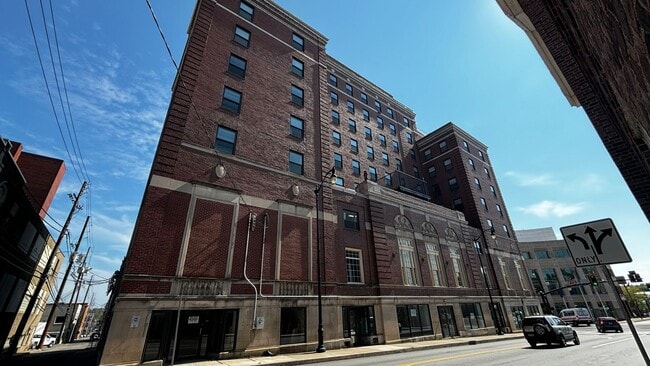 Building Photo - Altamont Apartments