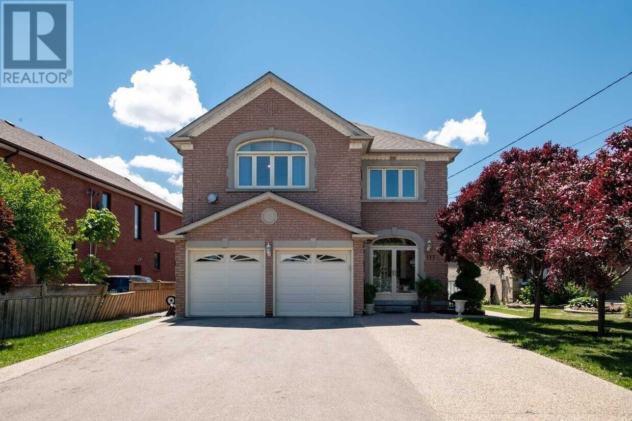 117 Maple Leaf Dr, Toronto, ON M6L 1N7 House for Rent in Toronto, ON