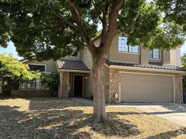 Building Photo - 1570 Deer Run Ln