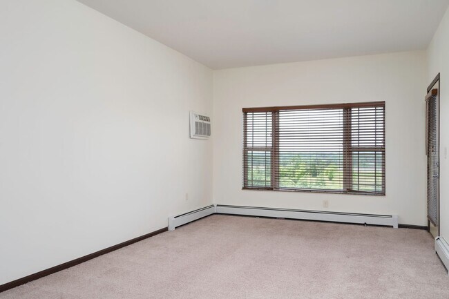 Interior Photo - Arden Flats