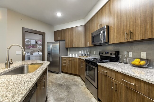 Photo - Work, Play & Relax with Top Amenities! Apartment