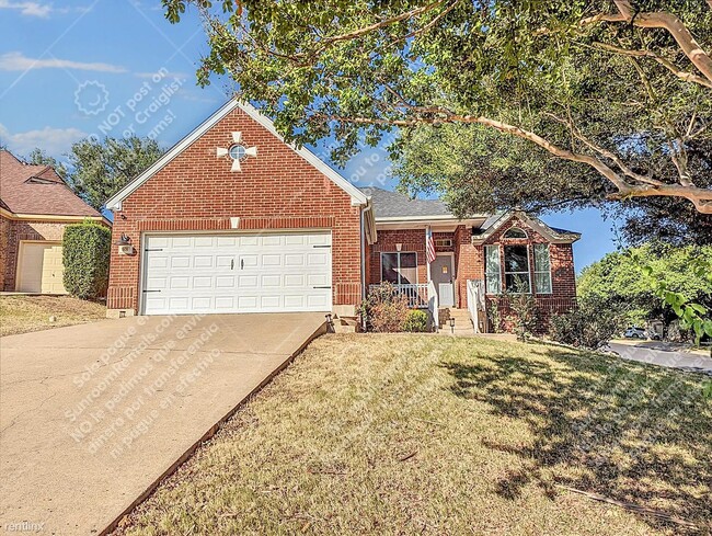 Foto del edificio - 3 br, 2 bath House - 101 Rio Vista Cv