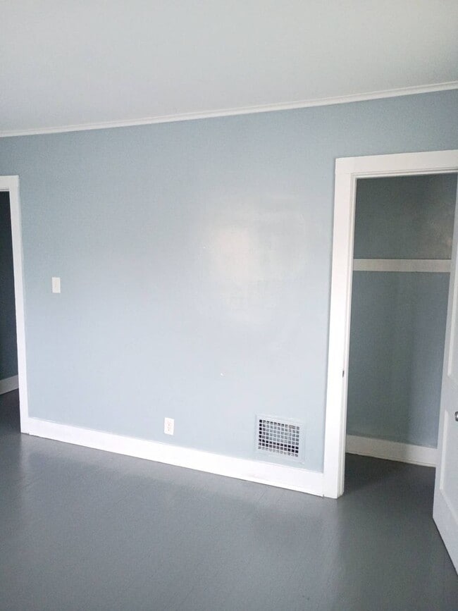 Photo - 424-426 Lexington Ave Apartment