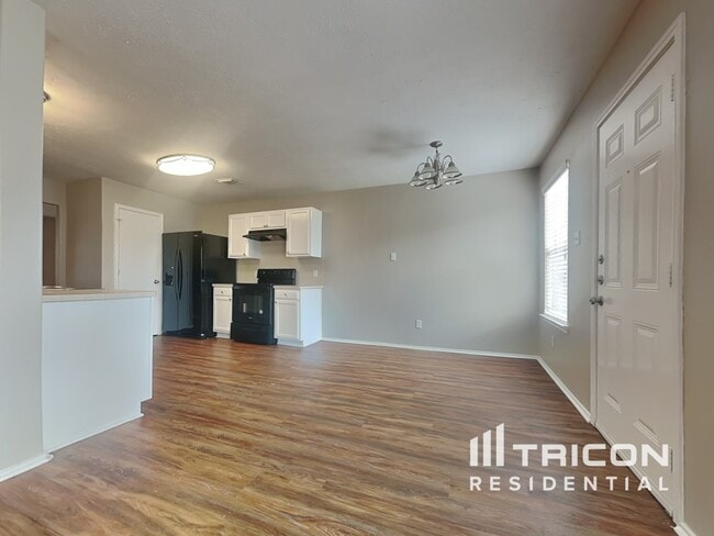 Foto del edificio - 16783 Fallen Timbers Dr