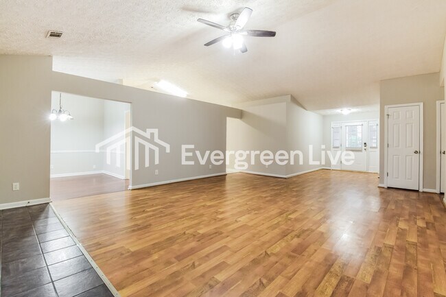 Foto del edificio - 4547 Aladdin Ct