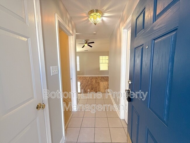 Photo - 511 Kingville Dr House