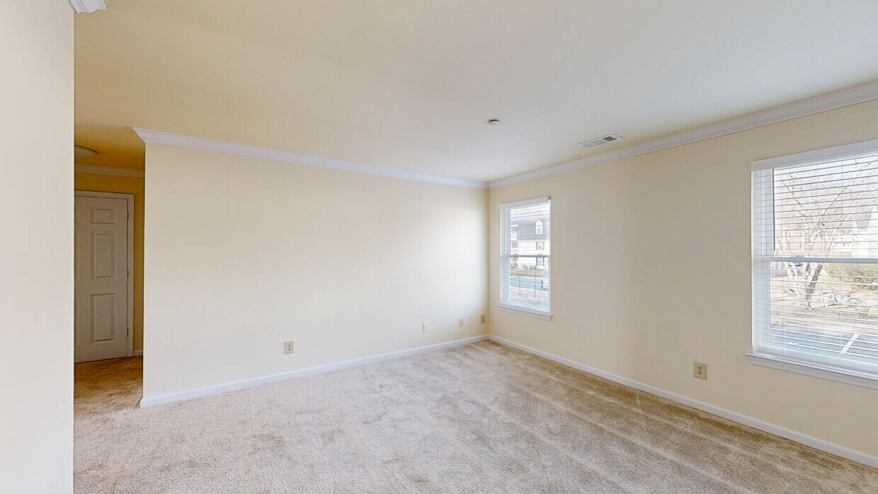 Photo - Regency at Longhill Apartments