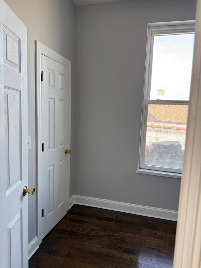 Foto del edificio - 1421 N Rockwell St