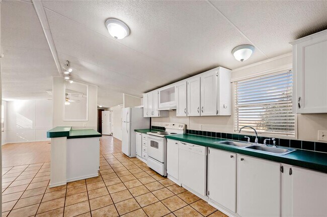 Foto del edificio - 1780 Farm to Market 1626