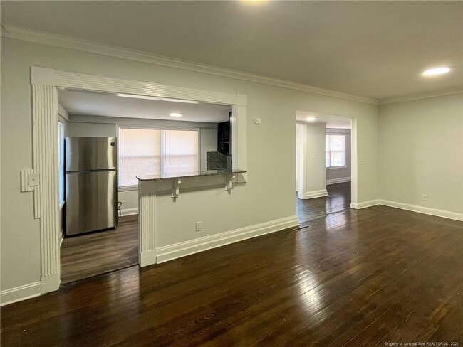 Building Photo - 123 John St