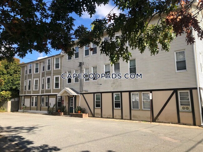 Building Photo - 54 Longwood Ave