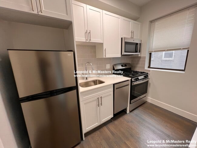 Foto del edificio - 85 Park Dr