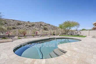 Building Photo - 1531 E Silverwood Dr