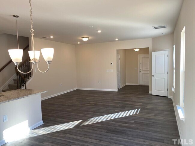 Building Photo - 3015 Newfields Pl