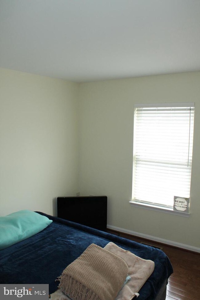 Foto del edificio - 912 Varney St SE