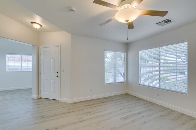 Foto del edificio - 437 Palegold St