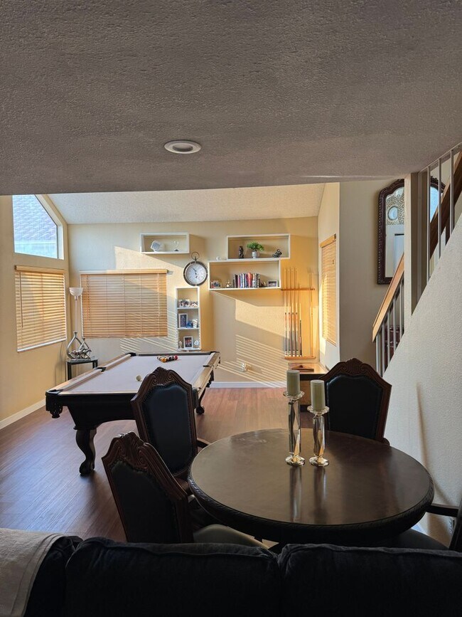 Foto del edificio - 163 Coventry Dr