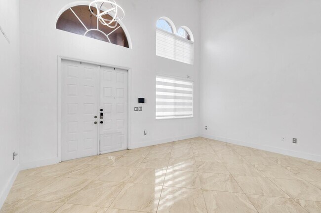 Foto del edificio - 5312 SW 134th Ave