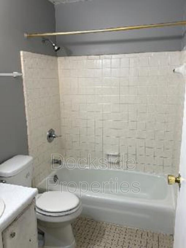 Building Photo - 5104 Malibu Ct