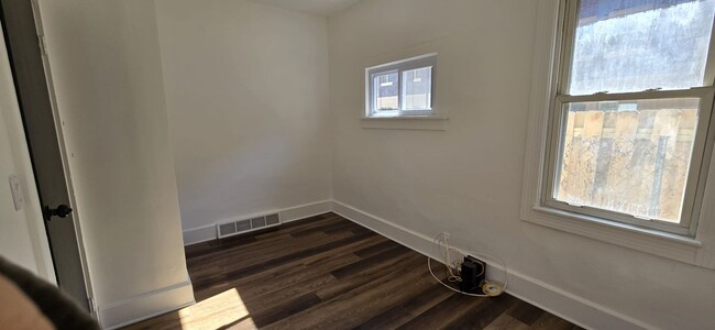 Foto del edificio - Comfortable & Affordable 2-Bedroom Home