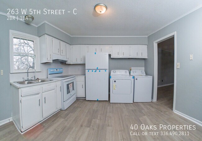 Building Photo - 263 W 5th St