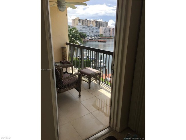 Building Photo - 3 br, 2 bath  - 200 Golden Isles Dr Apt 403