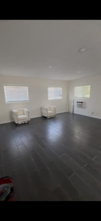 Foto del edificio - 5207 Cartwright Ave