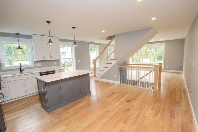 Building Photo - 24 Boston Rd