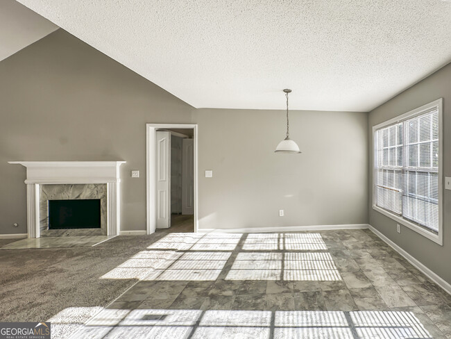 Foto del edificio - 11084 Knotty Pine Pl