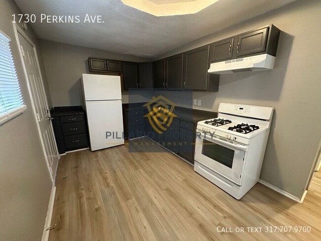 Foto del edificio - 1730 Perkins Ave