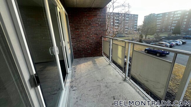 Foto del edificio - 55 Hill Rd