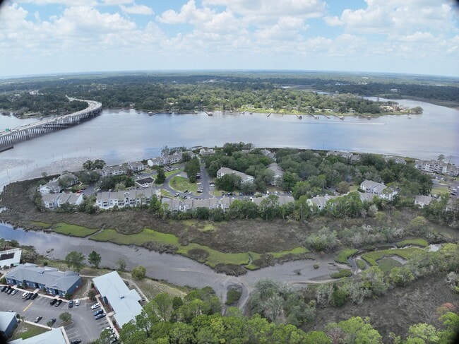 3D Exterior - Island Pointe