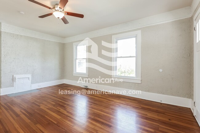 Building Photo - 110 S 4th St