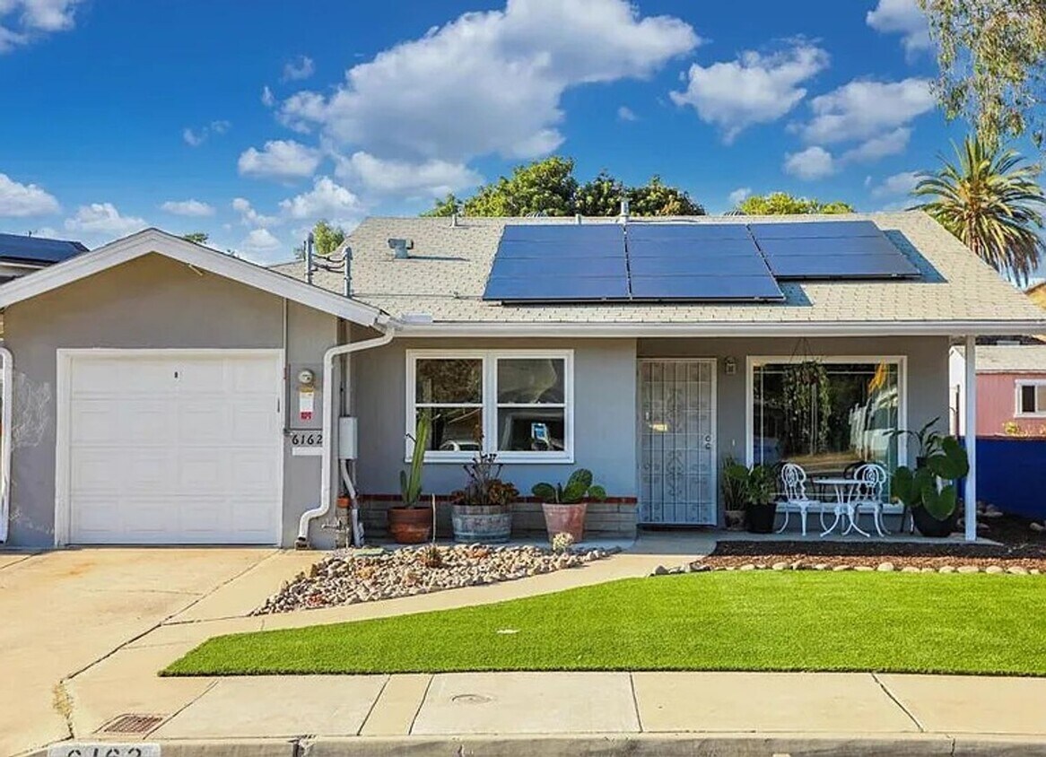 Primary Photo - College Close 2 Bed 1 Bath