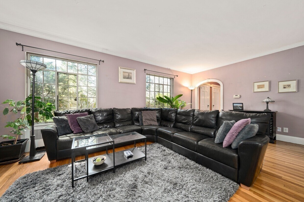 Foto principal - 56 W Boulevard Rd