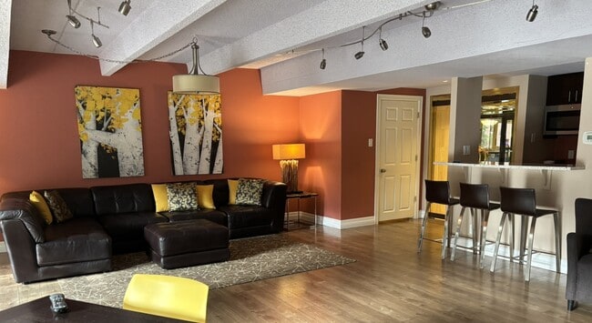 Comminity Room for your Events - 1433 N Williams St