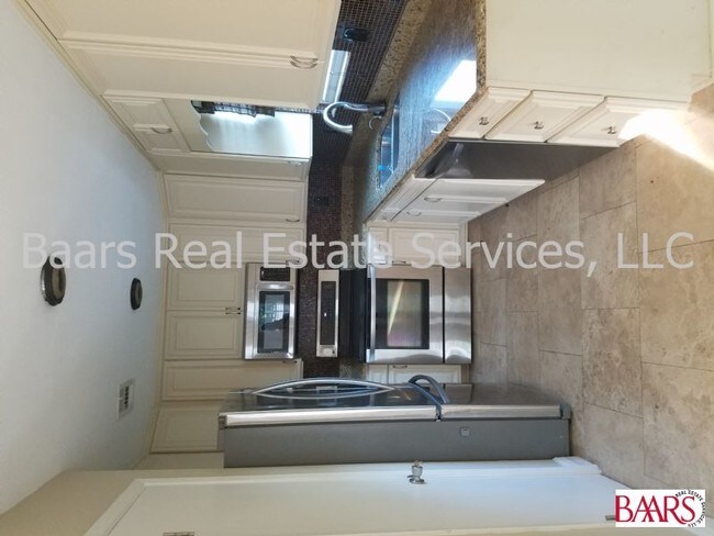 Building Photo - 5282 Balfour Pl