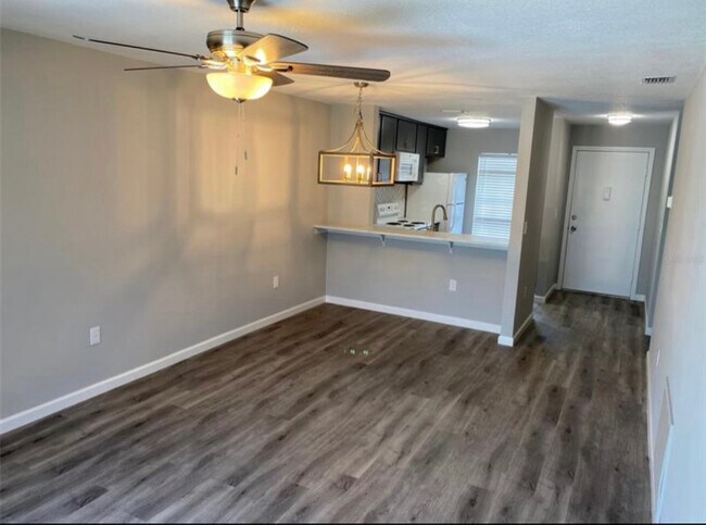 Foto del edificio - 2853 Stillwell Ct