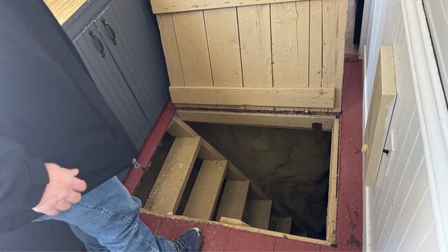 Building Photo - 942 NB-380