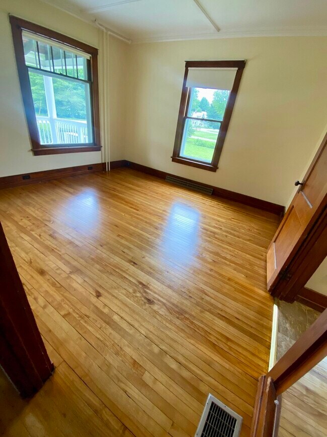 Foto del edificio - 282 Highland Ave