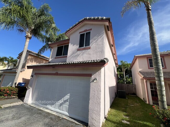 Building Photo - 5143 NW 87th Terrace