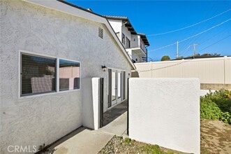 Building Photo - 118 Avenida Santa Margarita