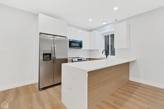 Foto del edificio - 2626 W 21st St
