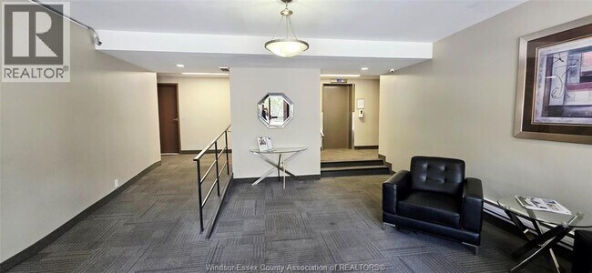 Building Photo - 3905 Riverside Dr E