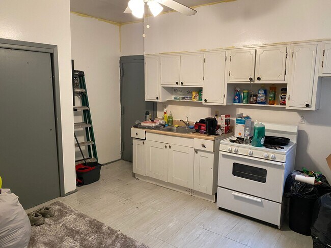 Building Photo - 3842 Flatlands Ave