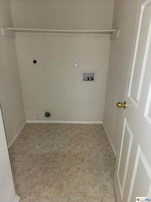 Building Photo - 1208 Saddle Dr